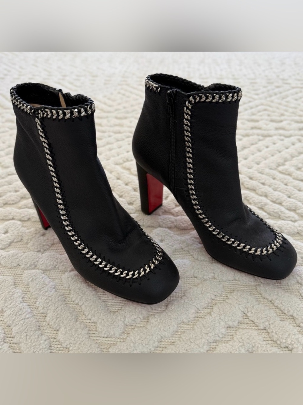 Christian Louboutin Catena Bontina 85 Black Leather Chain Booties Size 41